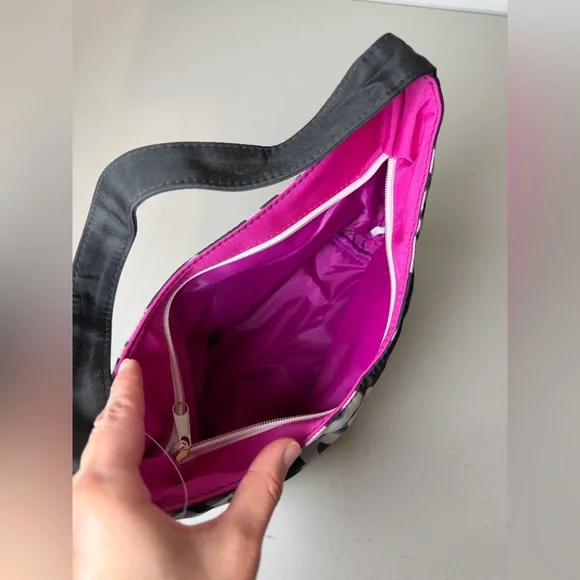 VNTG Lean Cuisine "Keep Life Delicious" Streetwear Style Lunch Bag - Picture 3 of 5